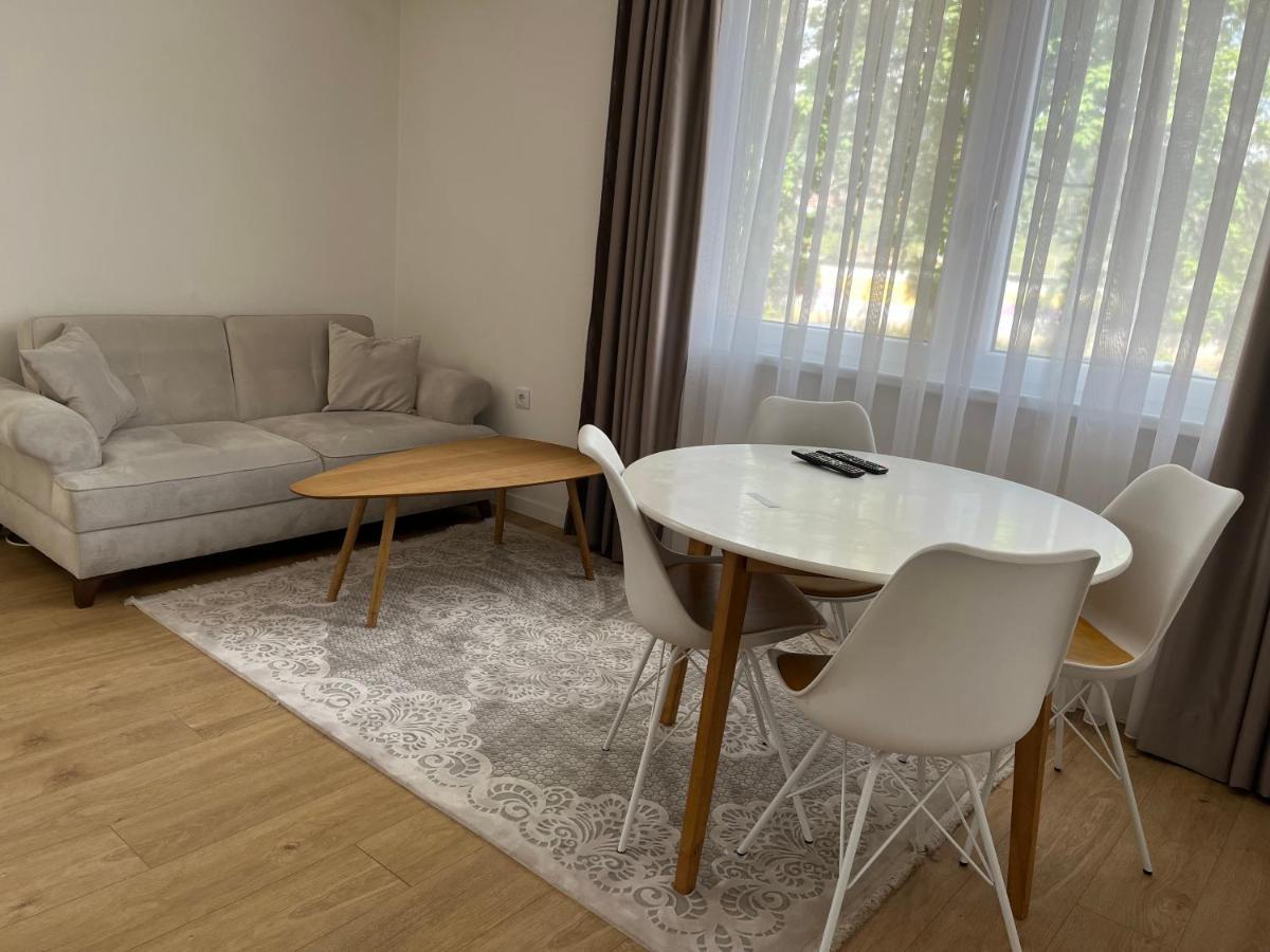 Mia Apartman Visoko Esterno foto